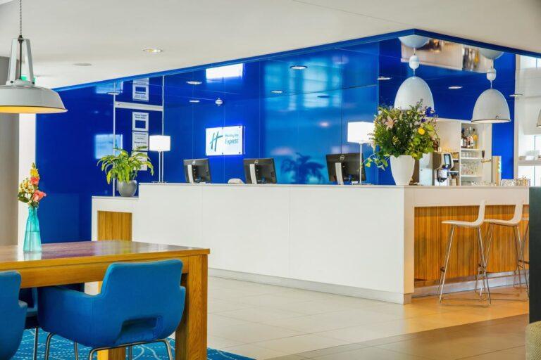 holiday-inn-express-rotterdam-1lieu1salle-events.jpg