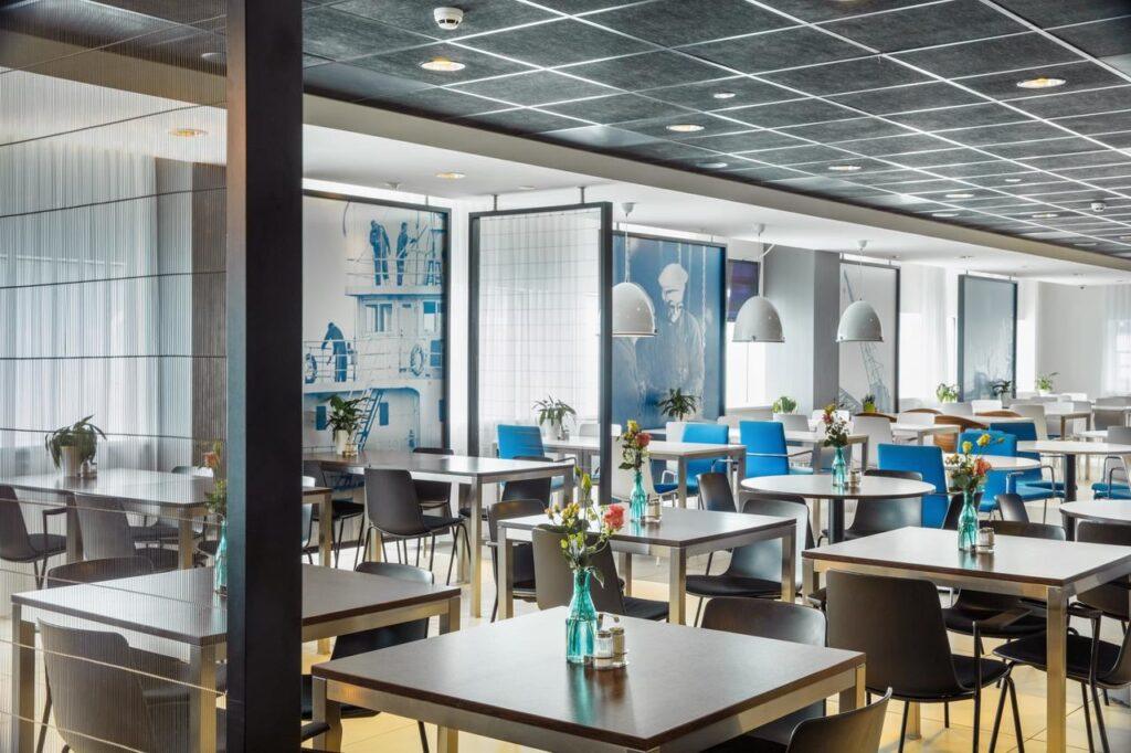 holiday-inn-express-rotterdam-1lieu1salle-reunions.jpg
