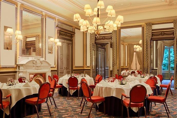 hotel-indes-the-hague-1lieu1salle-meetings.jpg
