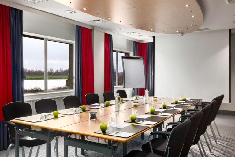 nh-arnhem-rijnhotel-1lieu1salle-meetings.jpg