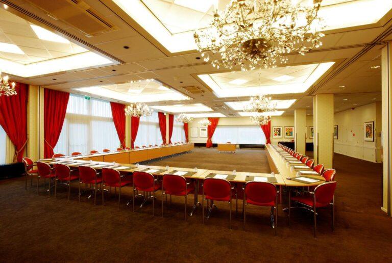 nh-atlantic-den-haag-1lieu1salle-conference.jpg