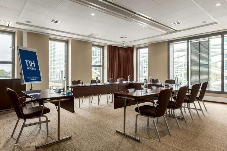 nh-den-haag-1lieu1salle-congres.jpg