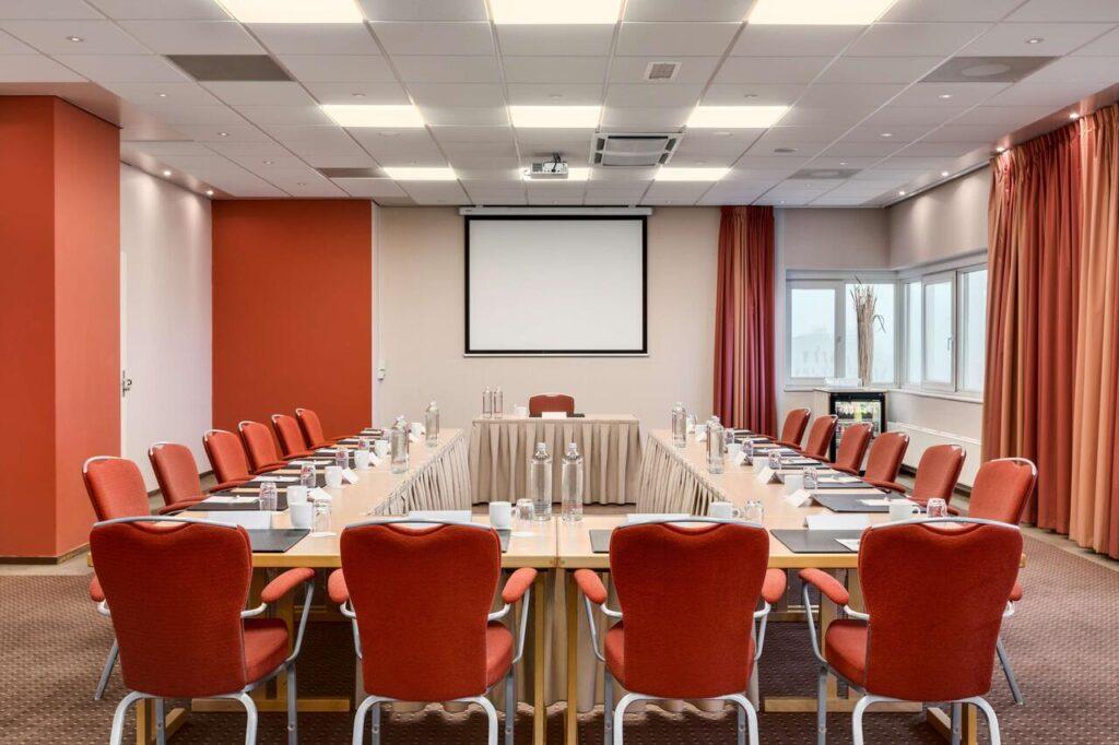 nh-groningen-1lieu1salle-seminaire.jpg
