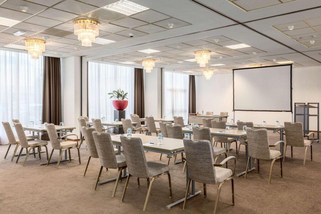 nh-maastricht-1lieu1salle-meetings.jpg