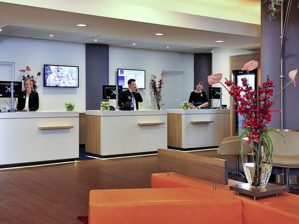 https://www.accorhotels.com/5389