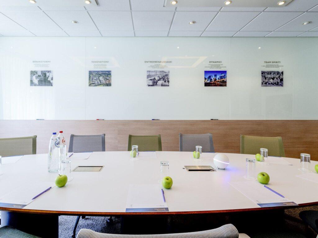 https://www.accorhotels.com/1018