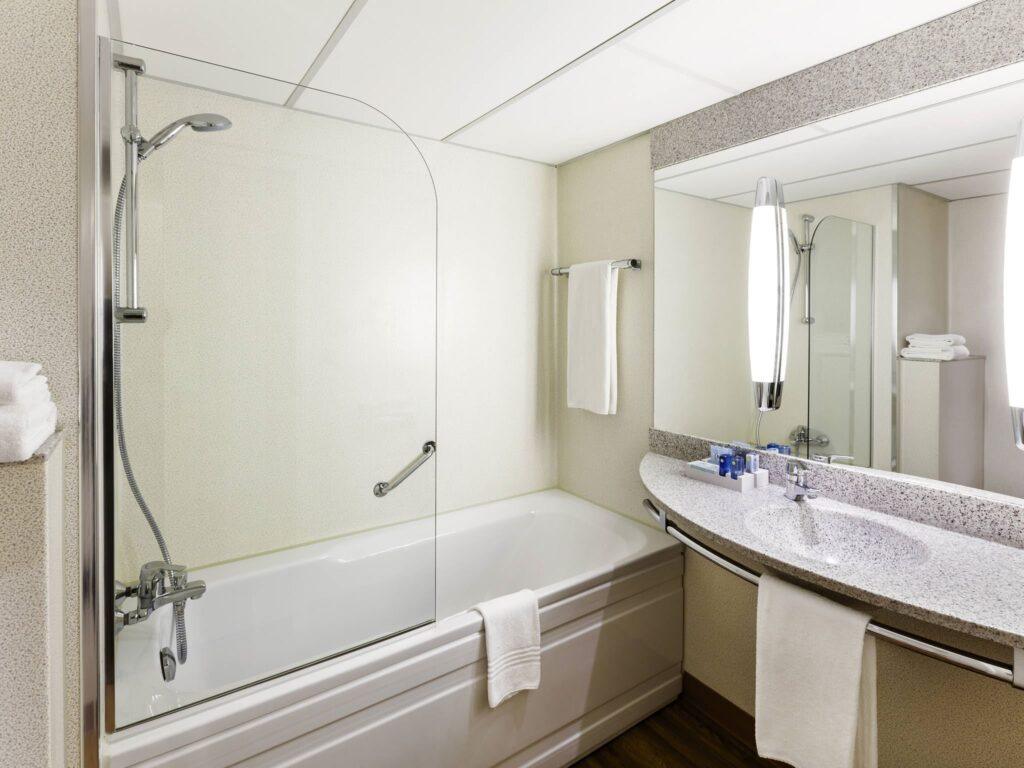 code 1134, Rotterdam Brainpark Novotel, executive room, bathroom