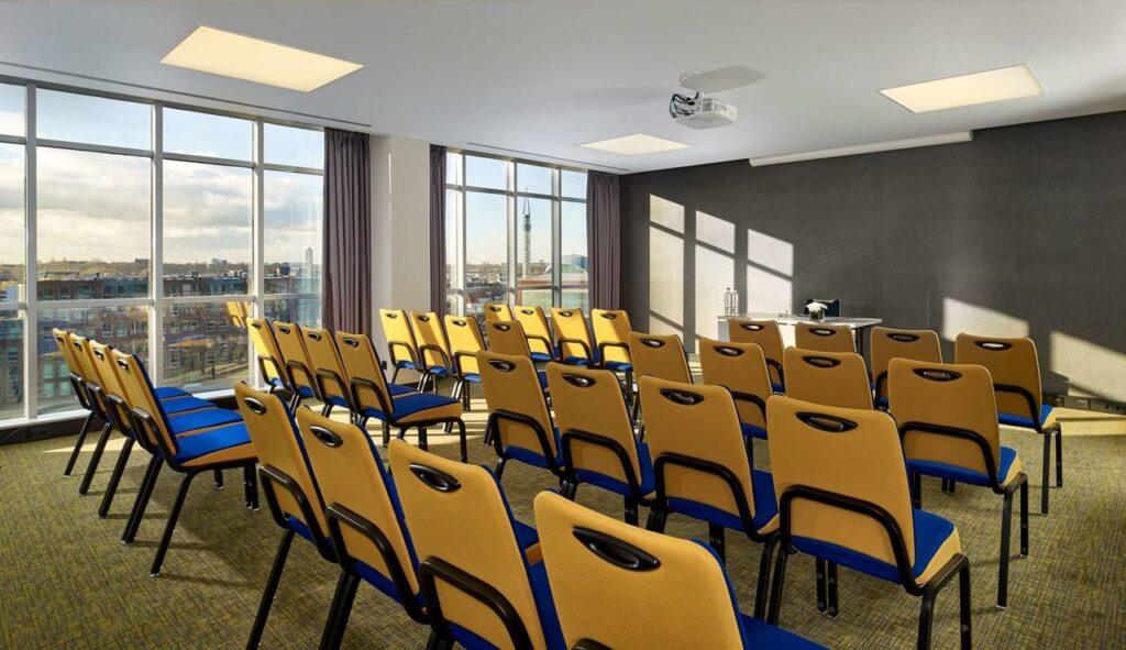 park-plaza-utrecht-1lieu1salle-conference.jpg