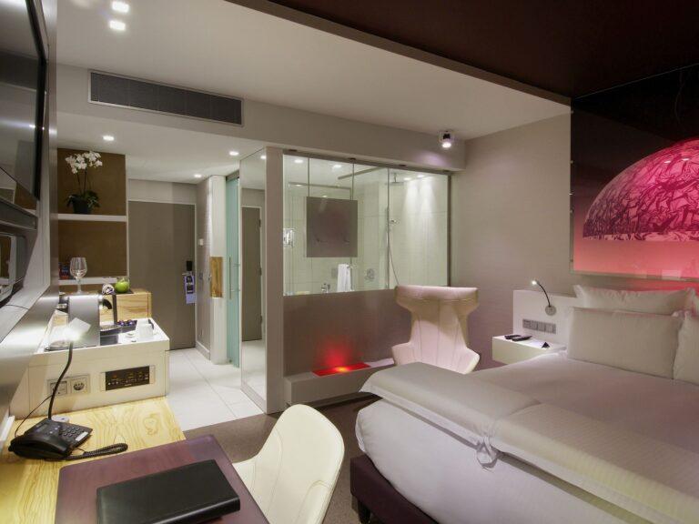 https://www.accorhotels.com/5374