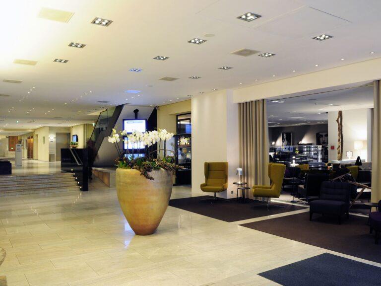 https://www.accorhotels.com/5374
