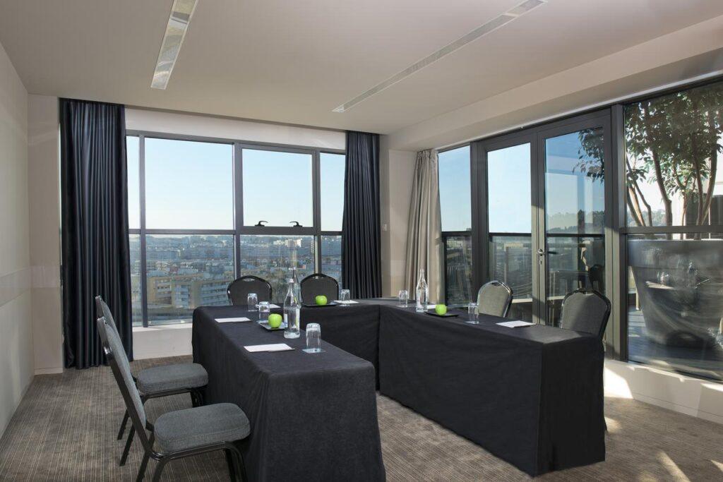 melia-braga-1lieu1salle-meetings.jpg
