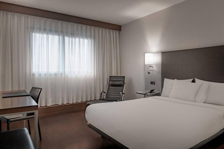 ac-hotel-porto-1lieu1salle-evenements.jpg