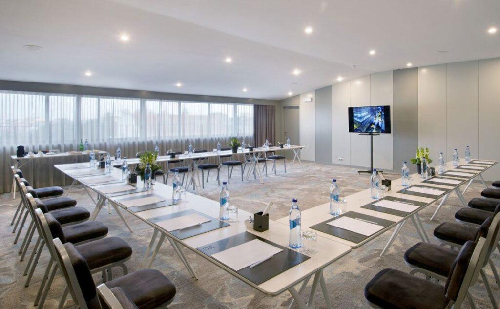 altis-grand-hotel-1lieu1salle-conferences.jpg