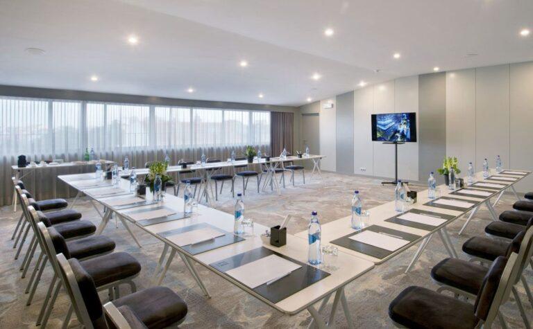 altis-grand-hotel-1lieu1salle-conferences.jpg
