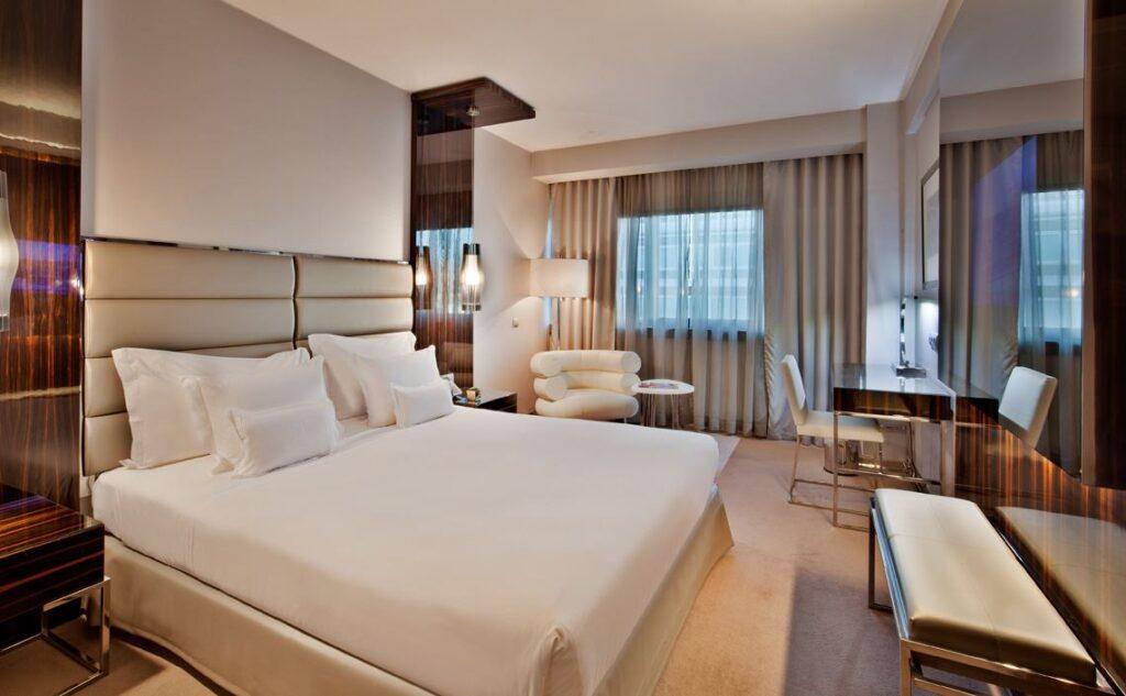 altis-grand-hotel-1lieu1salle-reunions.jpg
