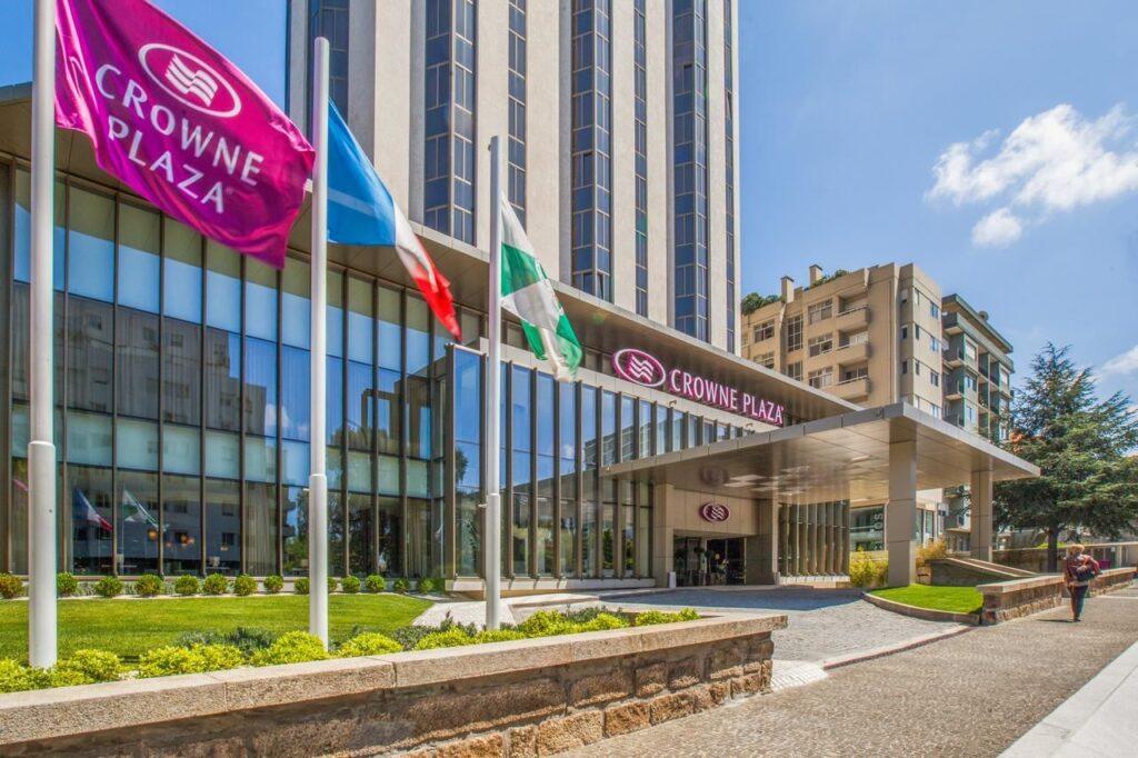 crowne-plaza-porto-1lieu1salle-evenement.jpg