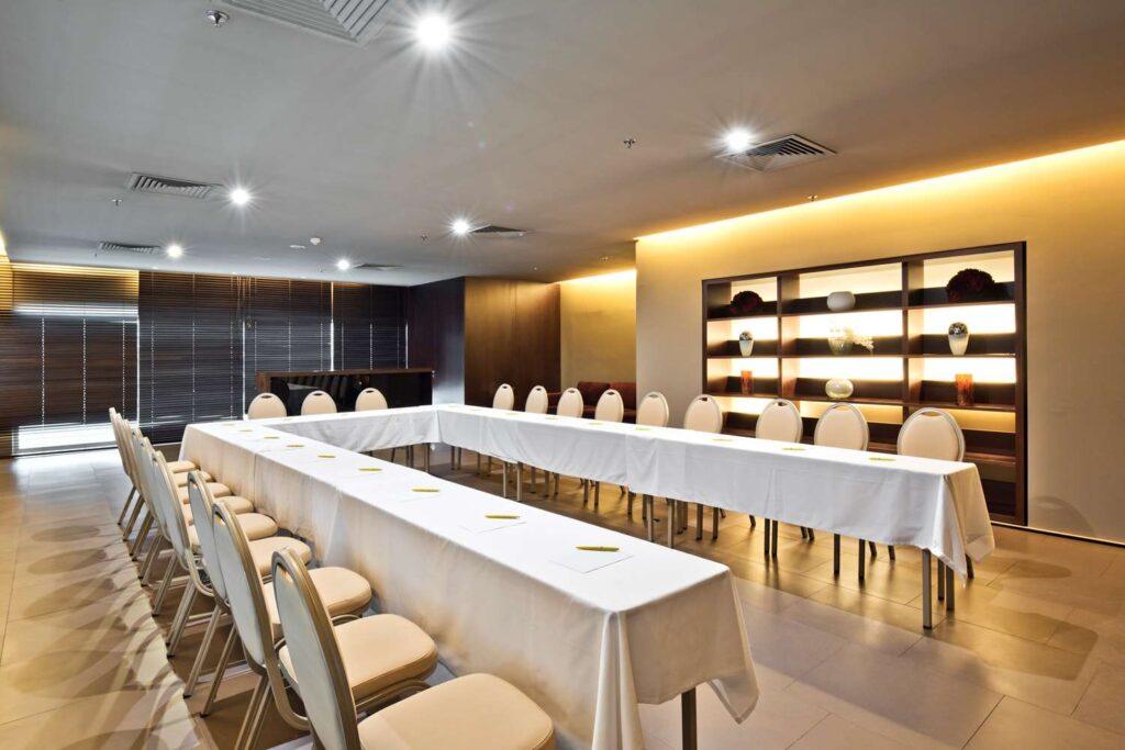 golden-tulip-sao-joao-madeira-1lieu1salle-events.jpg