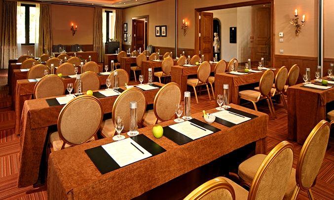 grande-real-villa-italia-cascais-1lieu1salle-conferences.jpg