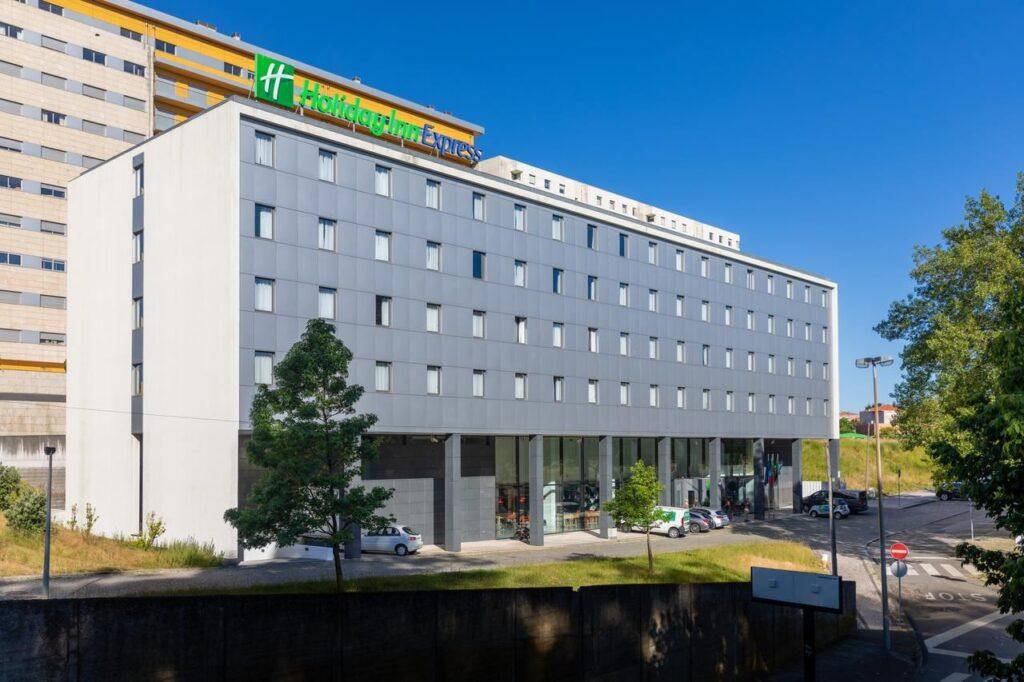holiday-inn-express-exponor-1lieu1salle-event.jpg
