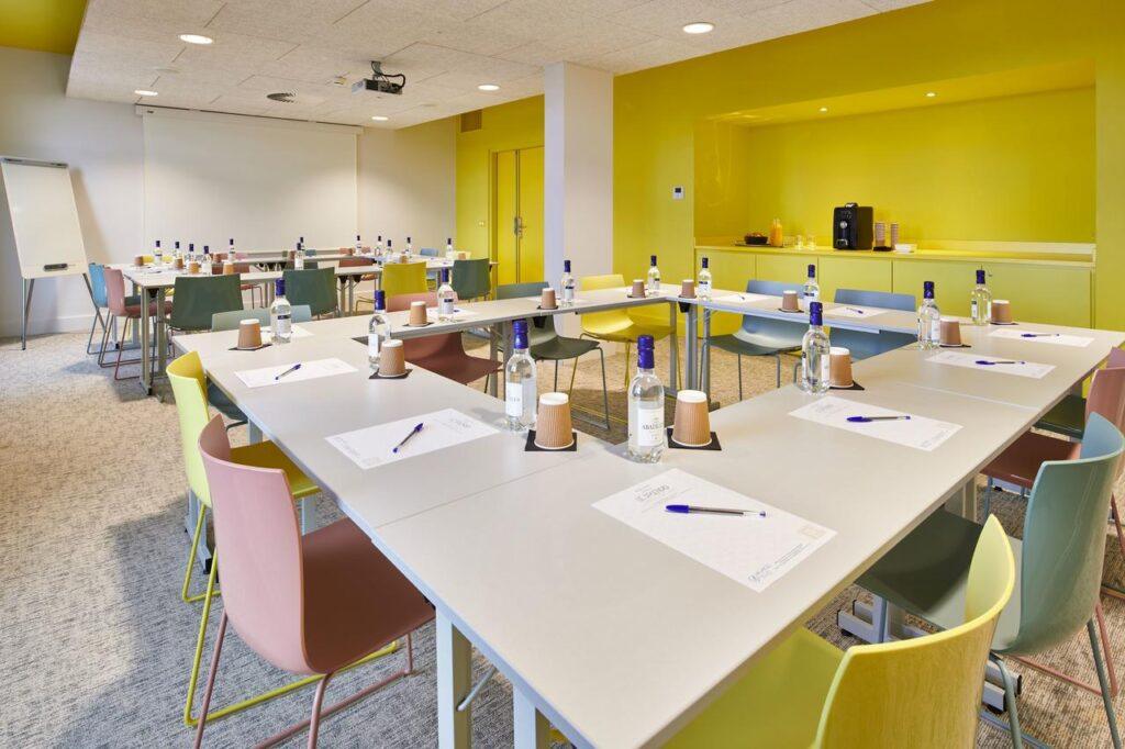 hotel-spa-splendid-1lieu1salle-meetings.jpg