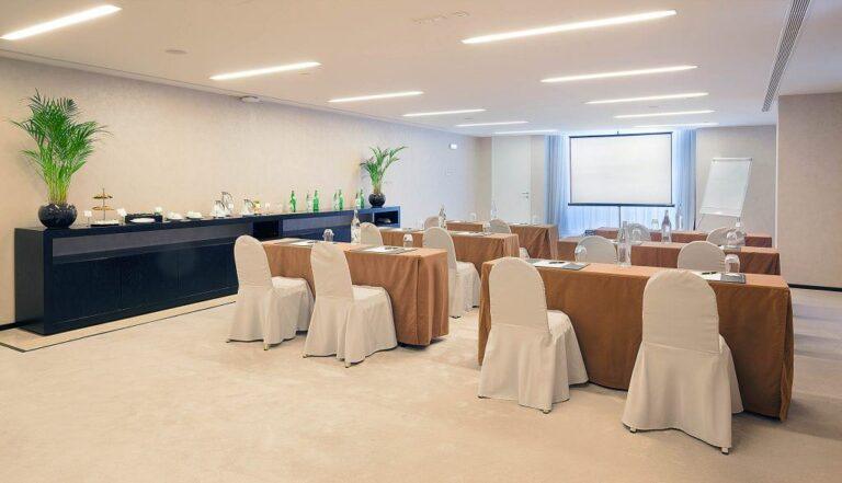 intercontinental-estoril-1lieu1salle-meetings.jpg