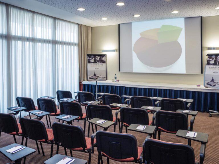 http://www.accorhotels.com/3347