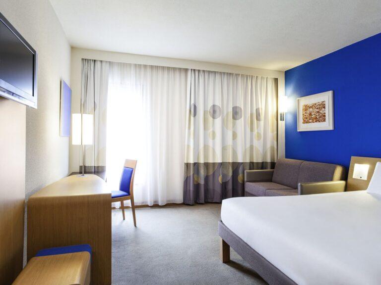 double bedroom