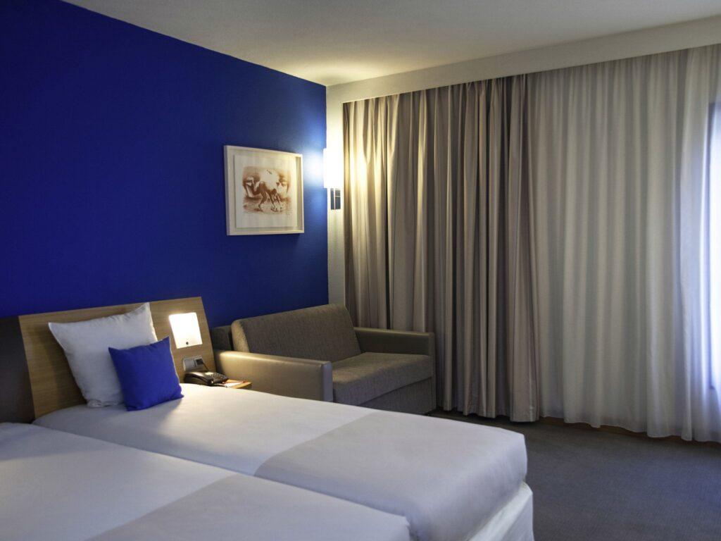 http://www.accorhotels.com/0784