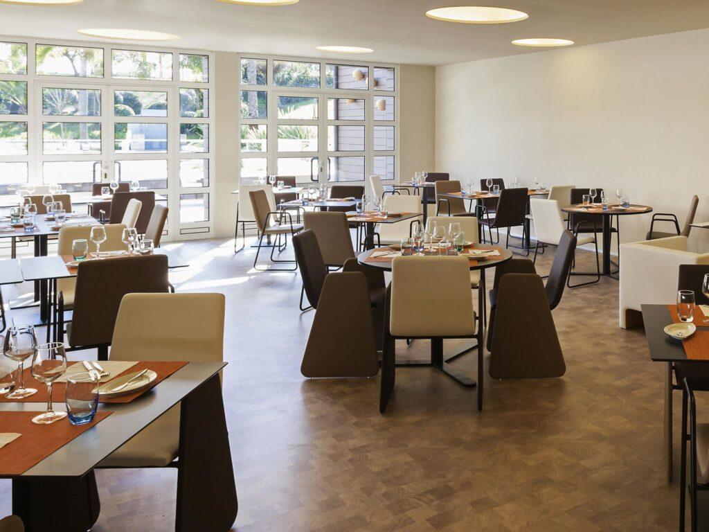 https://www.accorhotels.com/1557