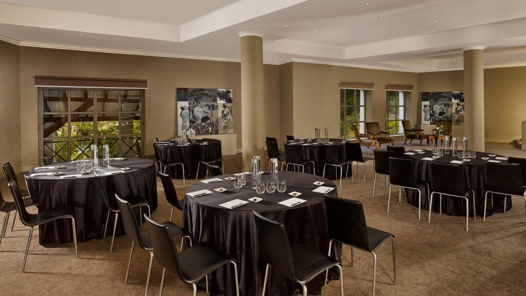 penha-longa-resort-1lieu1salle-conference.jpg