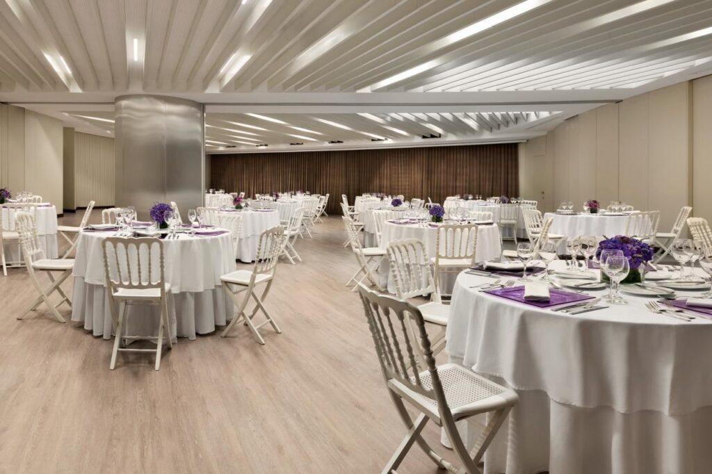 ramada-lisbon-1lieu1salle-conferences.jpg