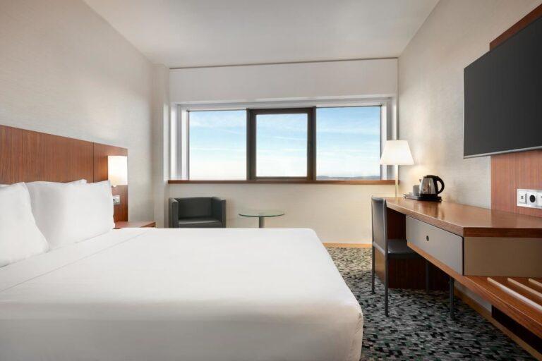 ramada-lisbon-1lieu1salle-evenements.jpg