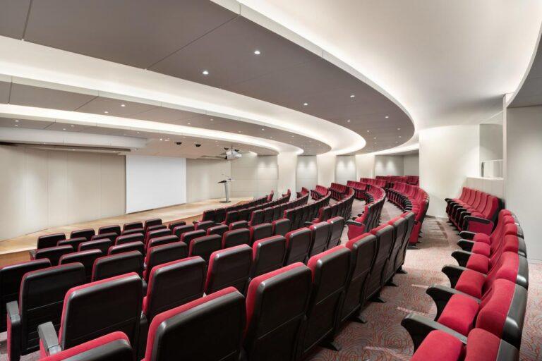ramada-lisbon-1lieu1salle-meeting.jpg