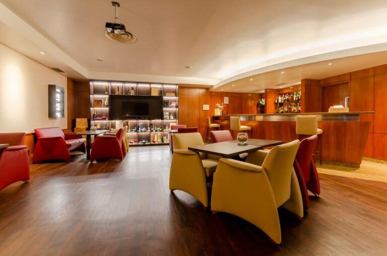 roma-hotel-lisboa-1lieu1salle-meeting.jpg