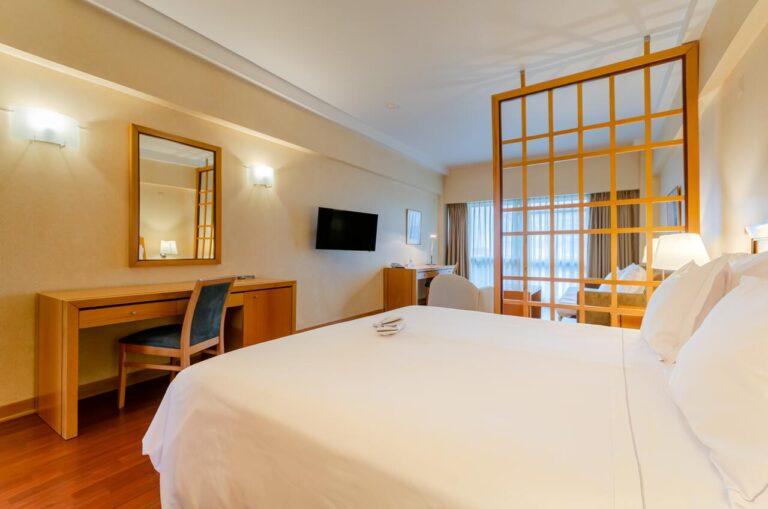 roma-hotel-lisboa-1lieu1salle-seminaire.jpg
