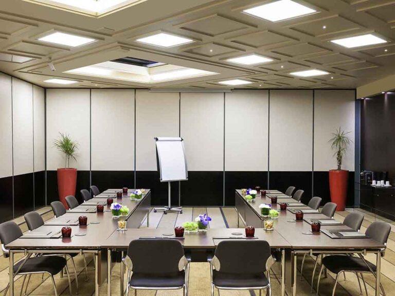 http://www.accorhotels.com/1319