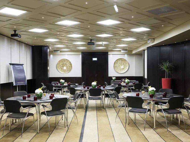 http://www.accorhotels.com/1319