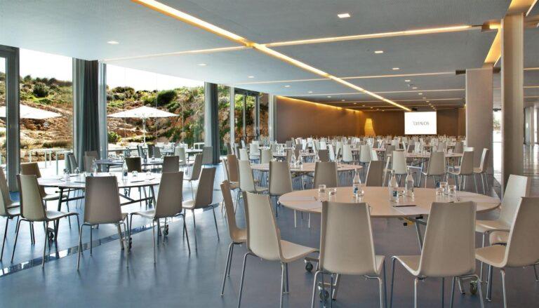 the-oitavos-1lieu1salle-meetings.jpg