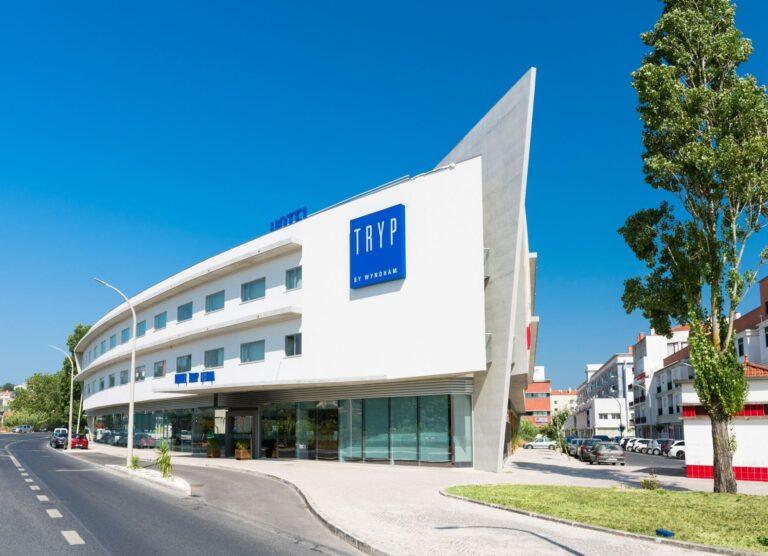 tryp-leiria-1lieu1salle-congres.jpg