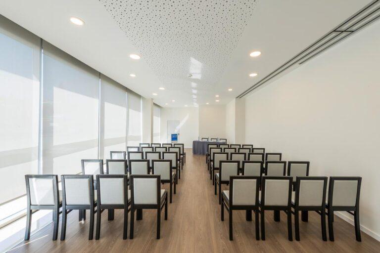 tryp-leiria-1lieu1salle-meeting.jpg