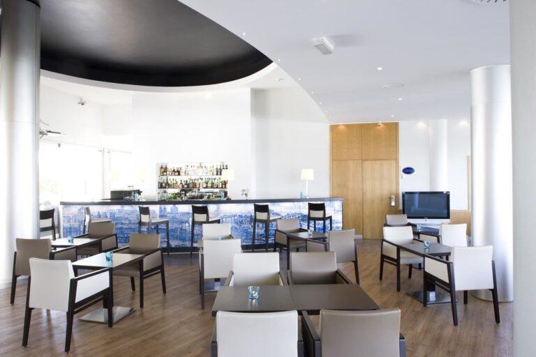 tryp-porto-expo-1lieu1salle-seminaires.jpg