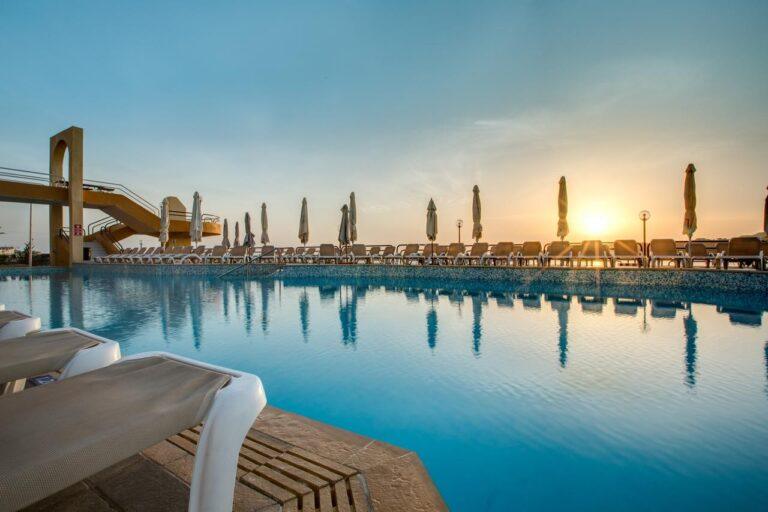 ax-seashells-resort-suncrest-1lieu1salle-events.jpg