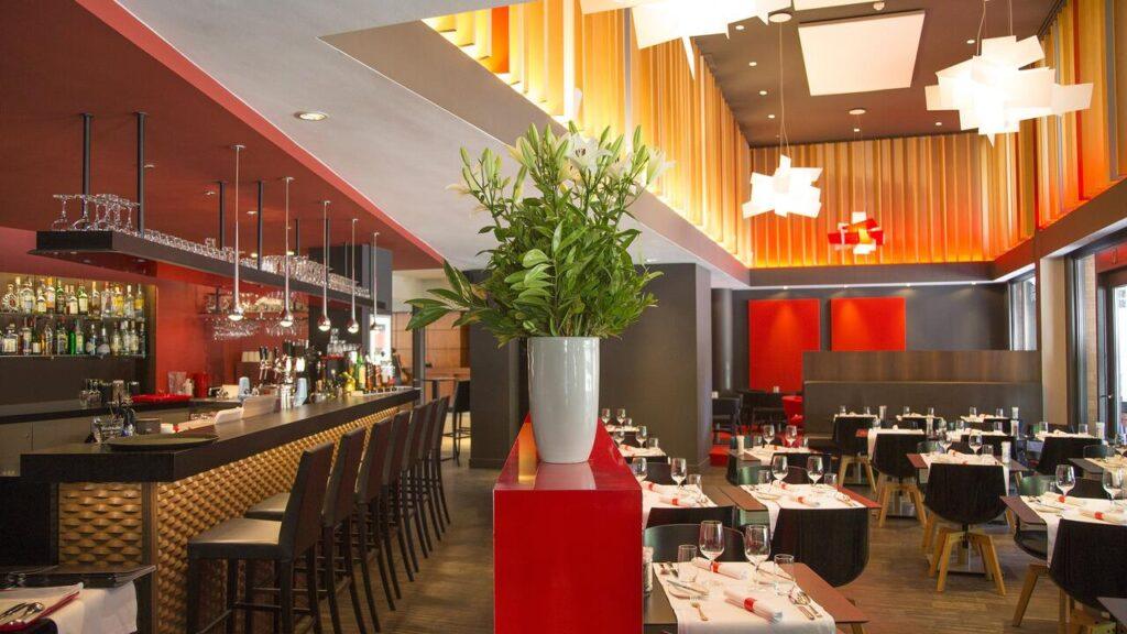 crowne-plaza-brugge-1lieu1salle-evenement.jpg