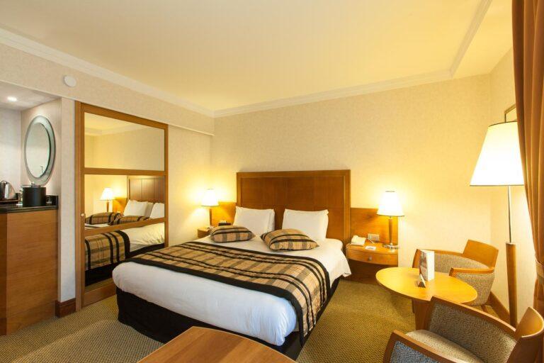 crowne-plaza-brussels-airport-1lieu1salle-evenements.jpg