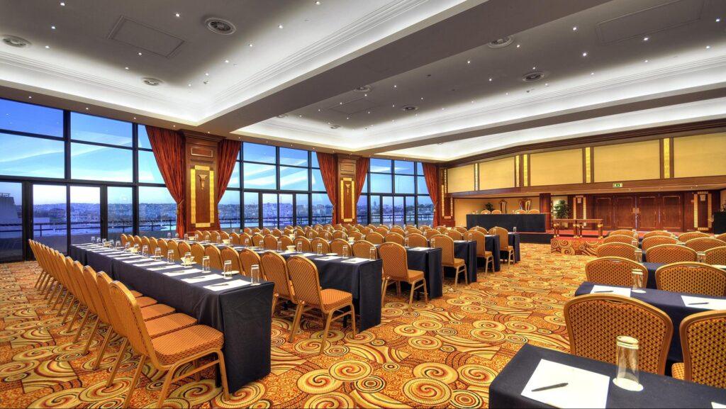grand-hotel-excelsior-malte-1lieu1salle-meeting.jpg