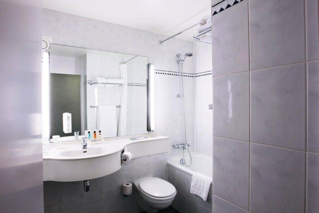 holiday-inn-brussels-airport-1lieu1salle-reunions.jpg