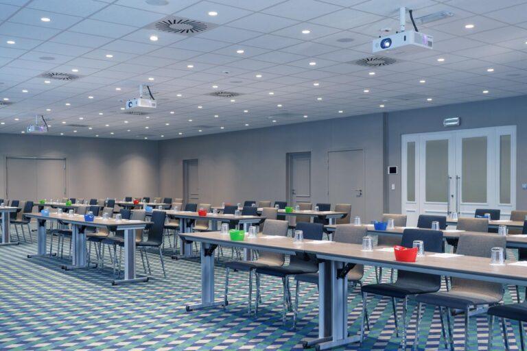 holiday-inn-brussels-airport-1lieu1salle-seminaire.jpg