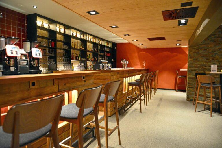 holiday-inn-express-gand-1lieu1salle-reunions.jpg