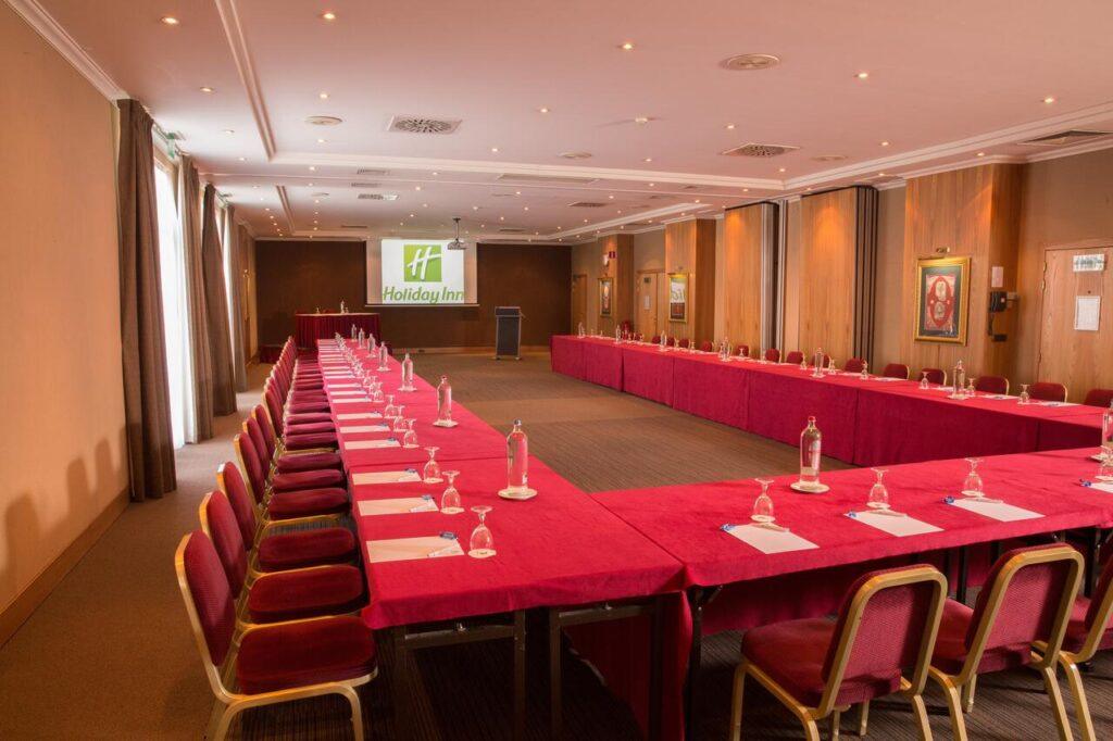 holiday-inn-gent-expo-1lieu1salle-seminaire.jpg