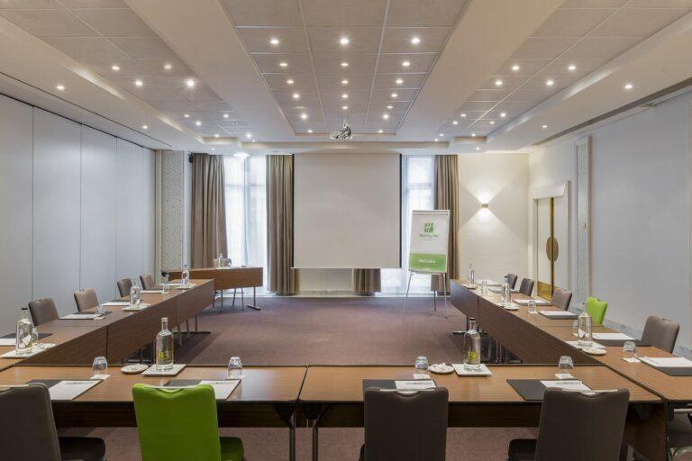 holiday-inn-hasselt-1lieu1salle-seminaire.jpg